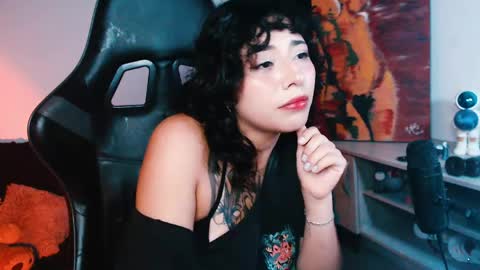 jade 18  online show from June 5, 6:52 am