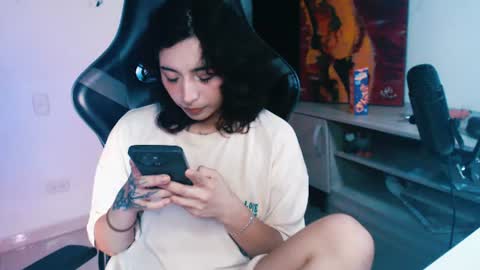 jade 18  online show from July 10, 4:28 am