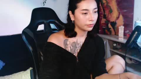 jade 18  online show from July 12, 3:52 am
