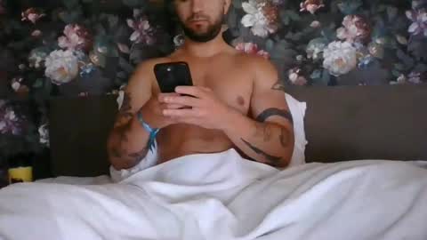 Jabsgmg online show from August 8, 11:34 am