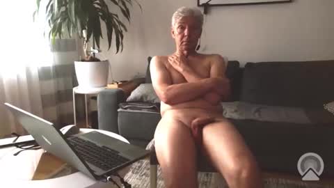 Snapshot of jacek___1 chatting on December 4, 10:46 am jacek___1 online show from December 4, 10:46 am