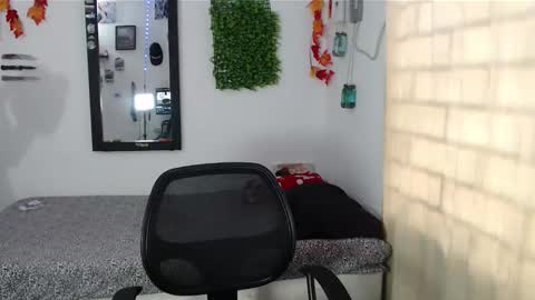 jack160724 online show from February 7, 7:50 pm