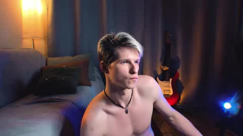 brestonsweet online show from February 22, 3:21 pm