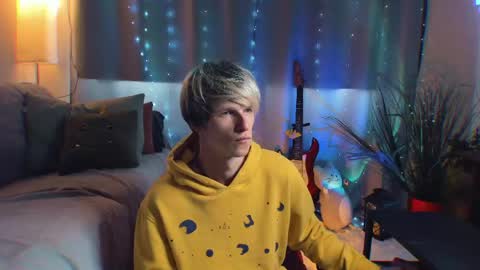 Snapshot of jack_frozt chatting on April 24, 5:32 am brestonsweet online show from April 24, 5:32 am