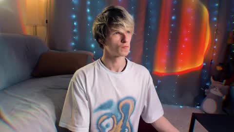 Snapshot of jack_frozt chatting on June 1, 11:28 pm brestonsweet online show from June 1, 11:28 pm
