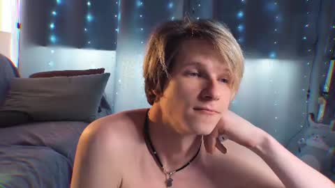 Snapshot of jack_frozt chatting on June 24, 9:52 am brestonsweet online show from June 24, 9:52 am