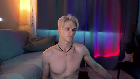 Snapshot of jack_frozt chatting on July 18, 6:28 am brestonsweet online show from July 18, 6:28 am