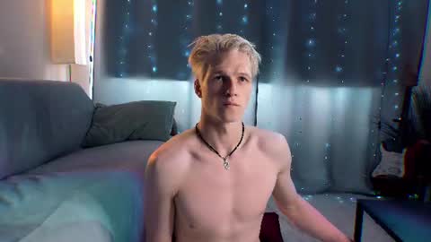 Snapshot of jack_frozt chatting on July 20, 12:29 pm brestonsweet online show from July 20, 12:29 pm