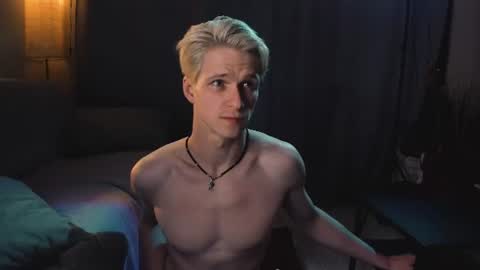 Snapshot of jack_frozt chatting on July 23, 10:08 pm brestonsweet online show from July 23, 10:08 pm
