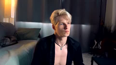 Snapshot of jack_frozt chatting on July 25, 4:26 pm brestonsweet online show from July 25, 4:26 pm