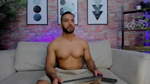 jack_kum online show from July 6, 7:49 pm
