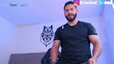 Snapshot of jack_master_muscle chatting on May 2, 9:42 pm jack and leah online show from May 2, 9:42 pm