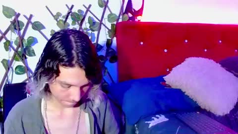 Laick online show from December 3, 10:40 pm