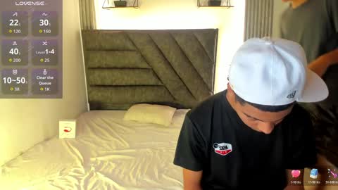 Jack and Joes online show from April 8, 1:27 am