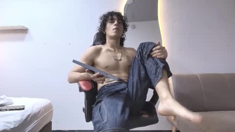 Jackes Taylor online show from February 11, 6:51 am