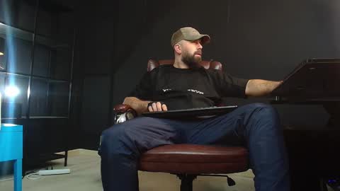 JackEthan online show from December 16, 6:32 am