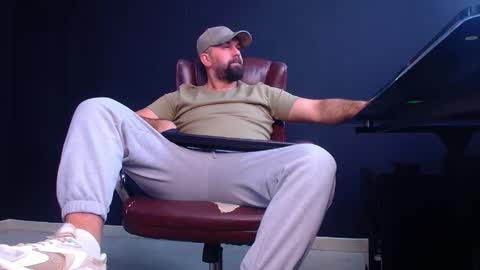 JackEthan online show from October 10, 5:28 am