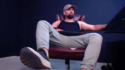 JackEthan online show from October 17, 5:10 am