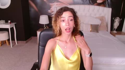 Jackie online show from June 6, 4:28 am