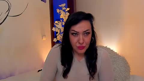 Snapshot of jackiejee_ chatting on January 4, 3:07 pm Jackie online show from January 4, 3:07 pm