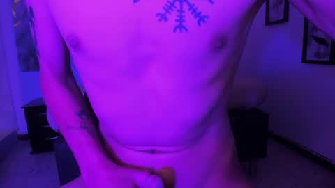 jackk_8 online show from September 12, 9:48 pm
