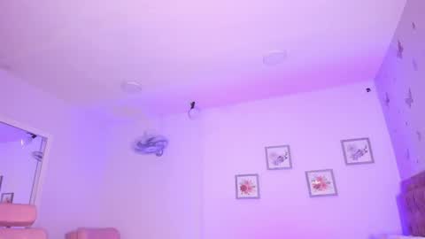 Snapshot of jackk_russell chatting on April 18, 3:43 am Jackk Russell online show from April 18, 3:43 am