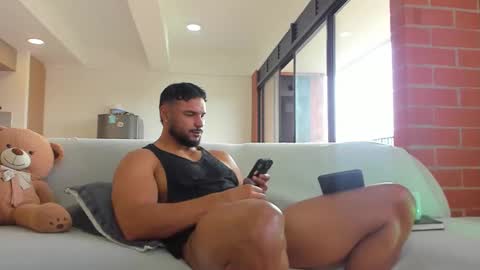 Snapshot of jackson_wayne__ chatting on March 5, 2:13 pm Jackson Wayne online show from March 5, 2:13 pm