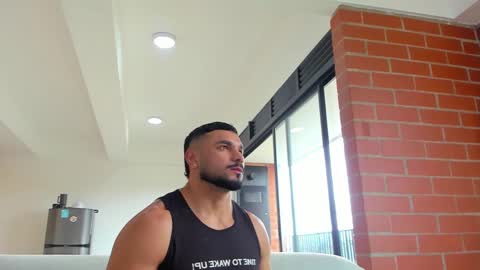 Snapshot of jackson_wayne__ chatting on March 22, 3:15 pm Jackson Wayne online show from March 22, 3:15 pm