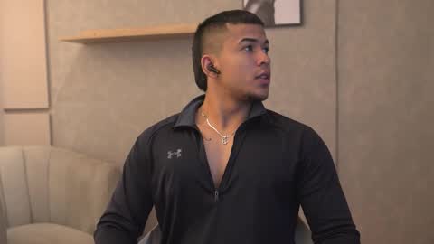 Jackson Bell online show from January 14, 1:17 pm