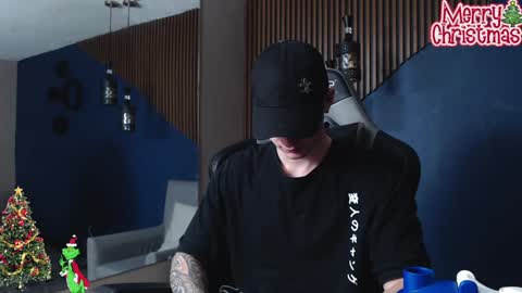 Jackson Olsen online show from December 24, 1:06 pm