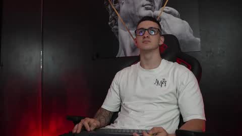 Jackson Olsen online show from November 14, 9:02 pm