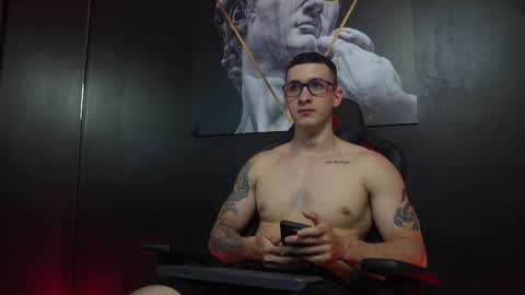 Jackson Olsen online show from November 25, 9:04 pm