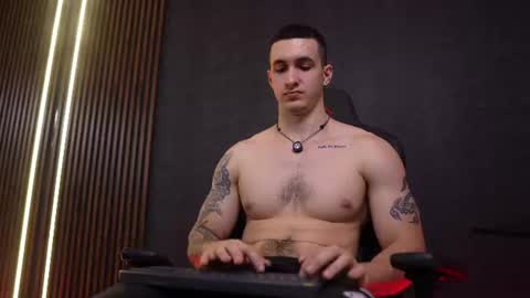 Jackson Olsen online show from July 3, 9:10 pm
