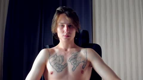 Snapshot of jacksonvox chatting on December 7, 11:45 pm Nikolay online show from December 7, 11:45 pm