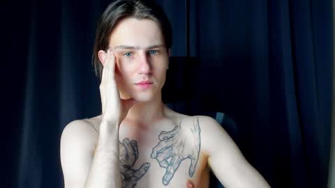 Snapshot of jacksonvox chatting on January 12, 3:39 am Nikolay online show from January 12, 3:39 am