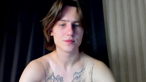 Snapshot of jacksonvox chatting on January 25, 4:23 am Nikolay online show from January 25, 4:23 am