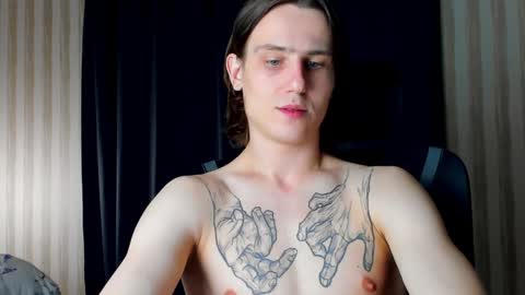 Snapshot of jacksonvox chatting on February 8, 8:21 pm Nikolay online show from February 8, 8:21 pm