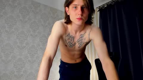 Snapshot of jacksonvox chatting on February 22, 7:14 pm Nikolay online show from February 22, 7:14 pm