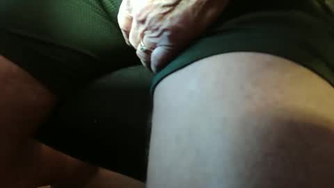 Snapshot of jacktoome383324 chatting on December 4, 1:42 pm jacktoome383324 online show from December 4, 1:42 pm