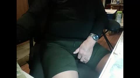 Snapshot of jacktoome383324 chatting on December 17, 12:22 pm jacktoome383324 online show from December 17, 12:22 pm