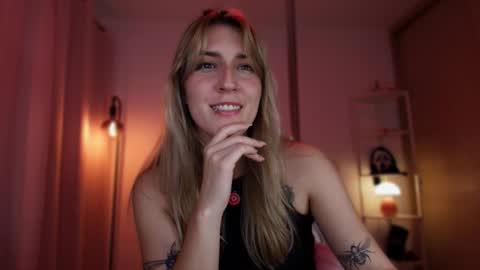 Snapshot of jacky_croft chatting on March 15, 2:06 am Linda Sofia help me get to 100 thumbs up online show from March 15, 2:06 am