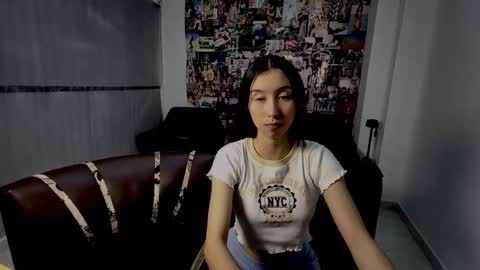 jackyrosee2323 online show from October 11, 12:32 am