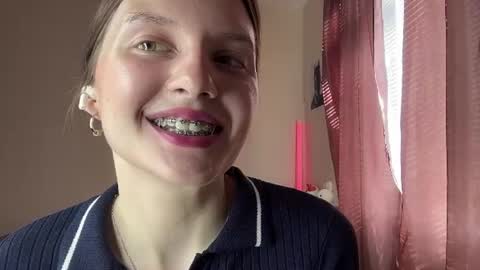 Snapshot of jaclynmalcolm chatting on June 11, 5:16 am Lillian online show from June 11, 5:16 am