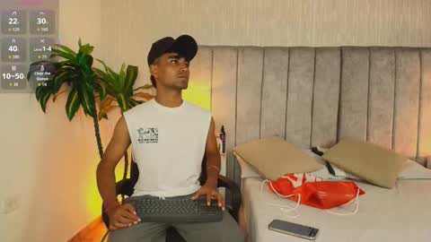 Snapshot of jacob_606 chatting on December 20, 7:32 pm Jacobo online show from December 20, 7:32 pm