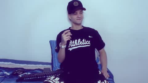 Jacob online show from December 4, 1:53 pm