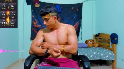 Snapshot of jacob_black21 chatting on October 28, 1:42 am jacob black online show from October 28, 1:42 am