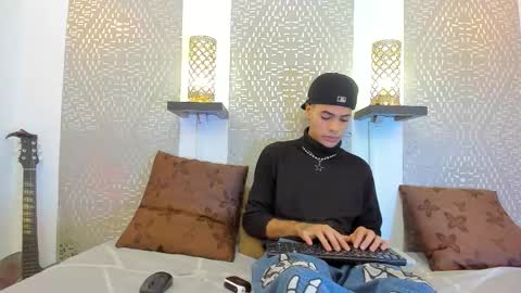 jacob_blackwell online show from October 19, 8:42 pm