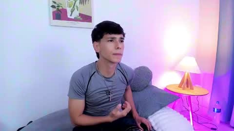 jacob_colliins online show from May 17, 3:04 am