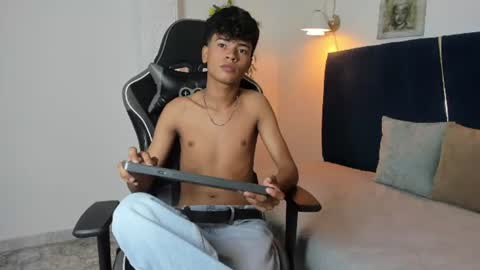Snapshot of jacob_cum23 chatting on June 12, 5:23 pm jacob_cum23 online show from June 12, 5:23 pm