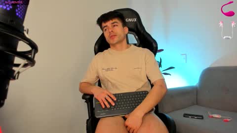 JACOB FERRER online show from February 15, 7:51 am